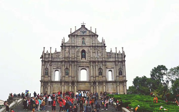 澳门大三巴一肖二肖开奖结果最新揭晓，精准预测，惊喜不断，快来查看